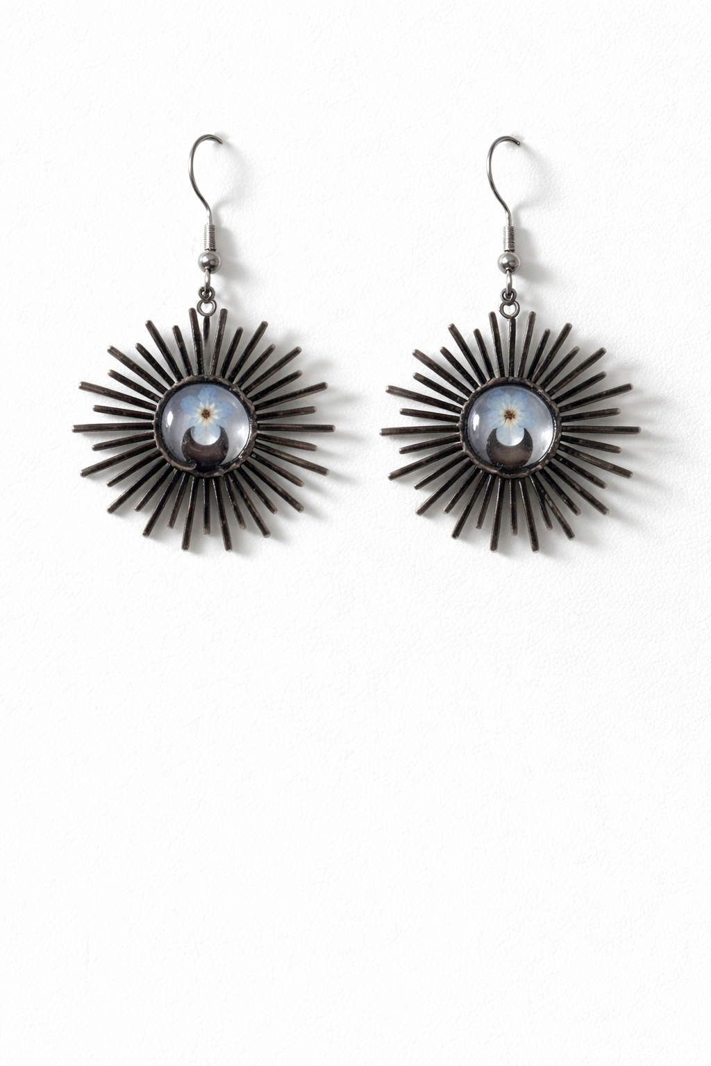 Sunburst earrings with blue forget-me-nots