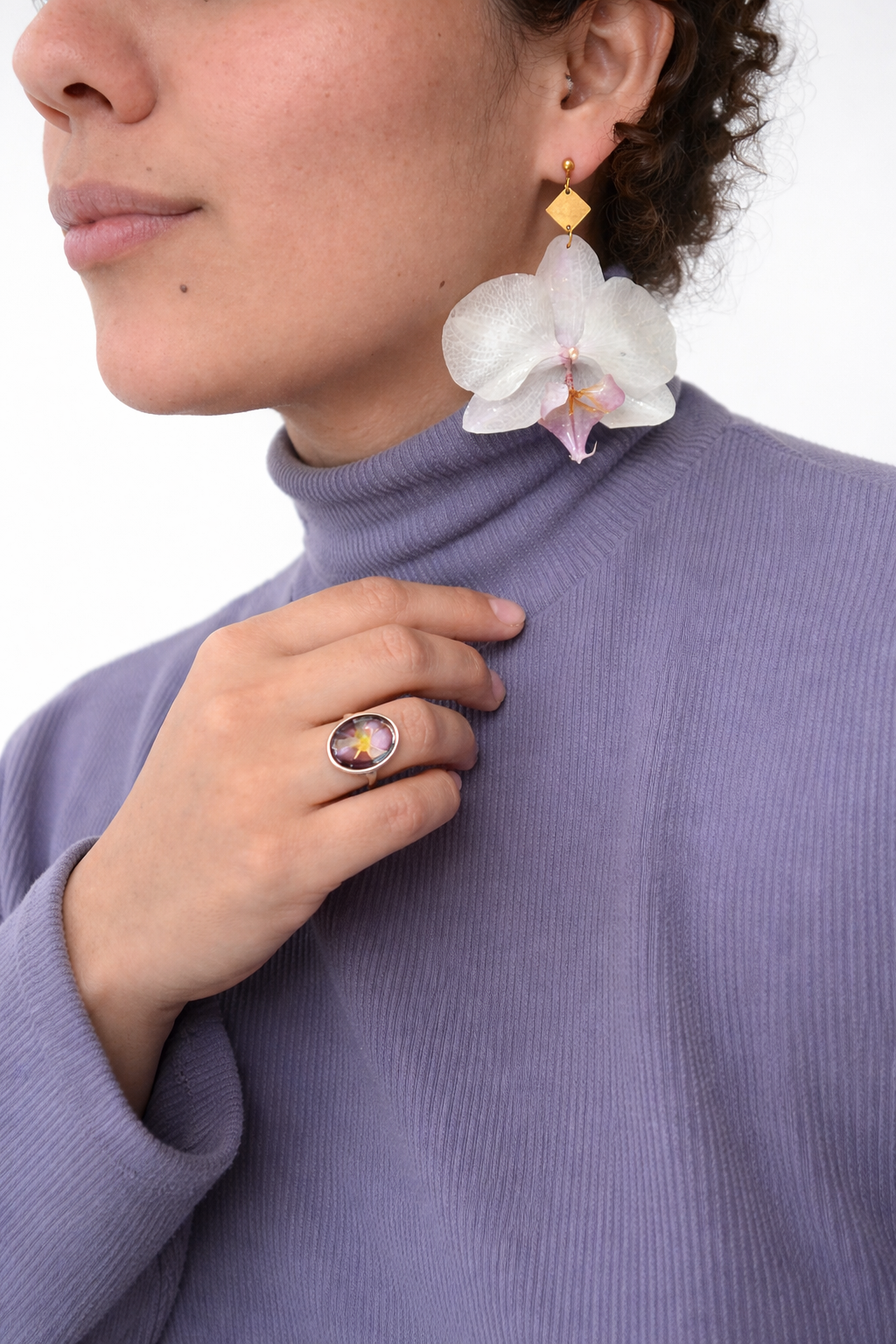 White Orchids Stud Earrings