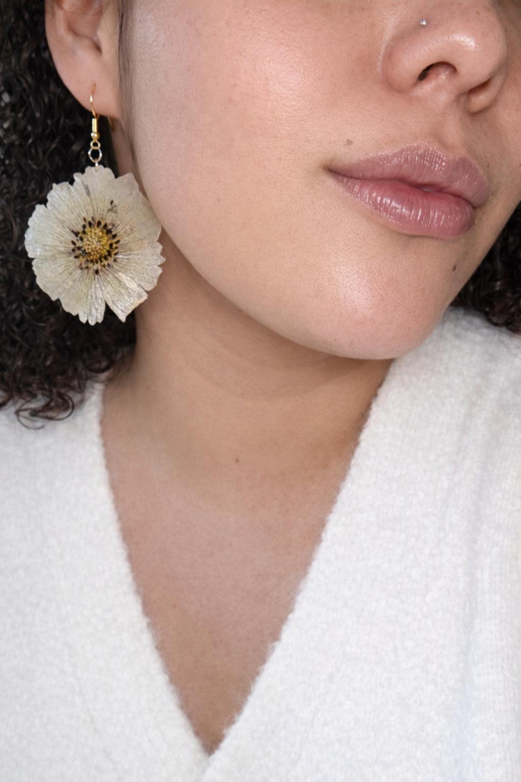 Ivory Cosmos Bloom Earrings